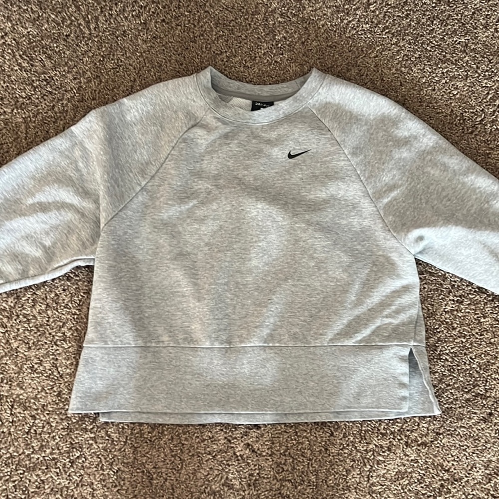 Nike top worn once